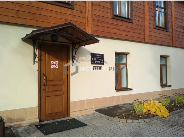 Продам готовый бизнес 264.0 м² на участке 8.16 сот город Псков улица Детская 1б Центр